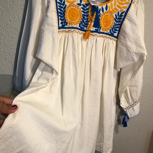 KIMILI Embroidery Blouse/ Dress Medium Cream Light Blue - Picture 6 of 9